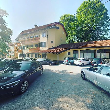 Hotel Lucija Most na Soči Buitenkant foto
